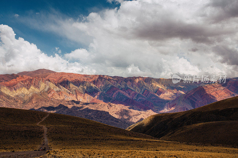 阿根廷Jujuy Humahuaca的14座彩色山脉